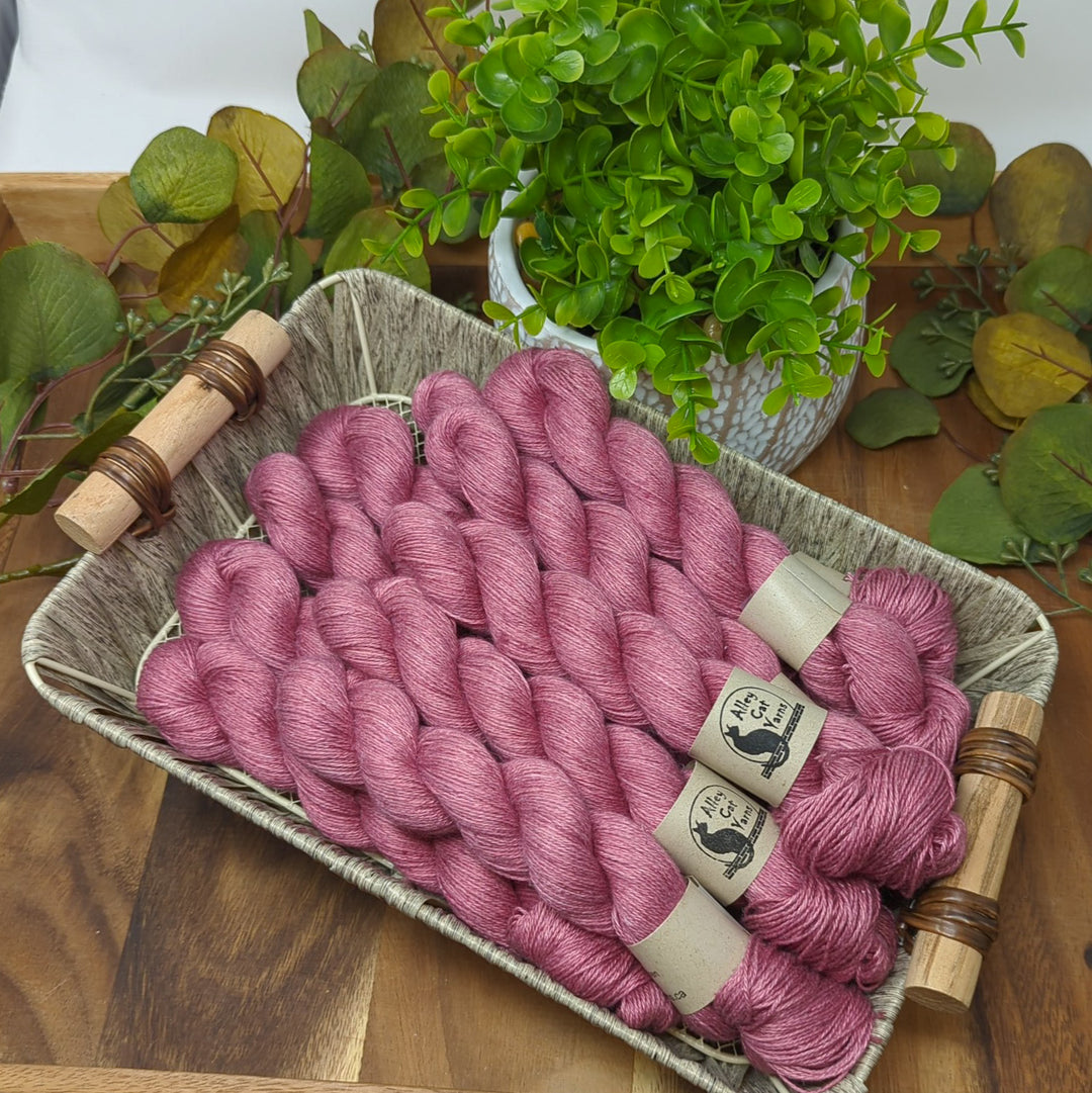 Silk Linen: Country Rose