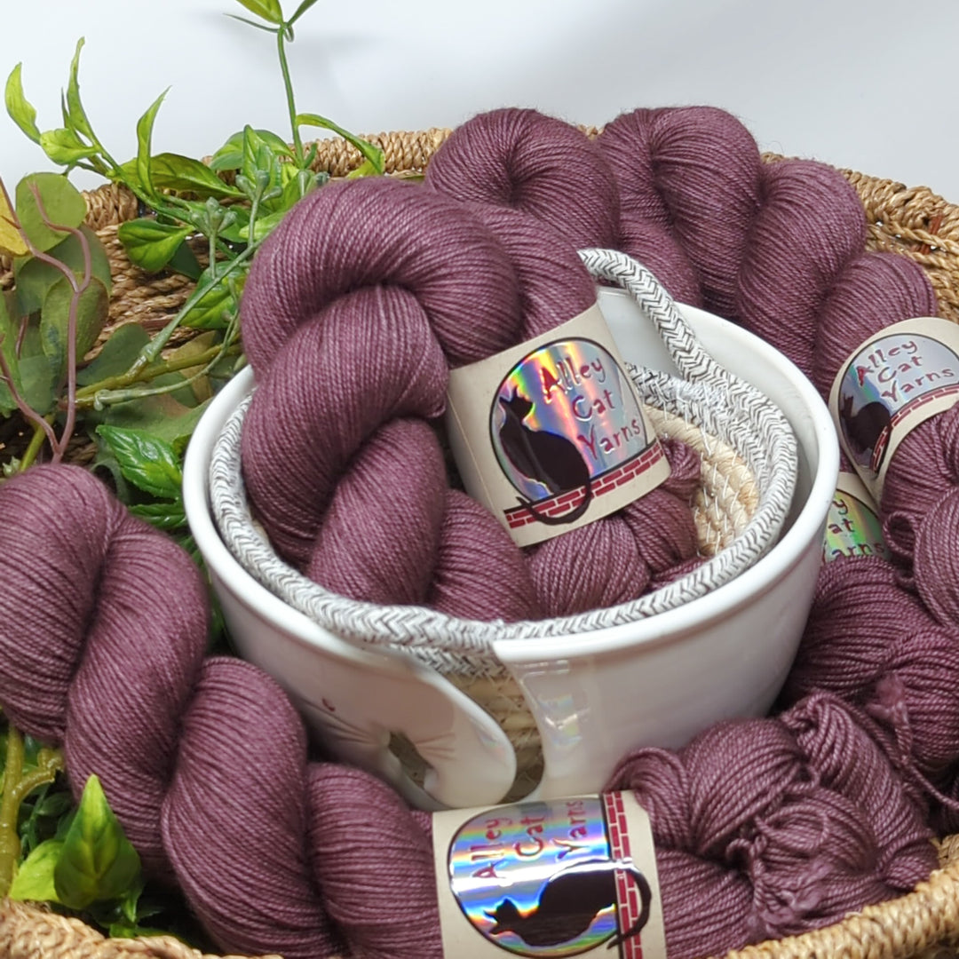 Silk Yak 4-ply: Mauve