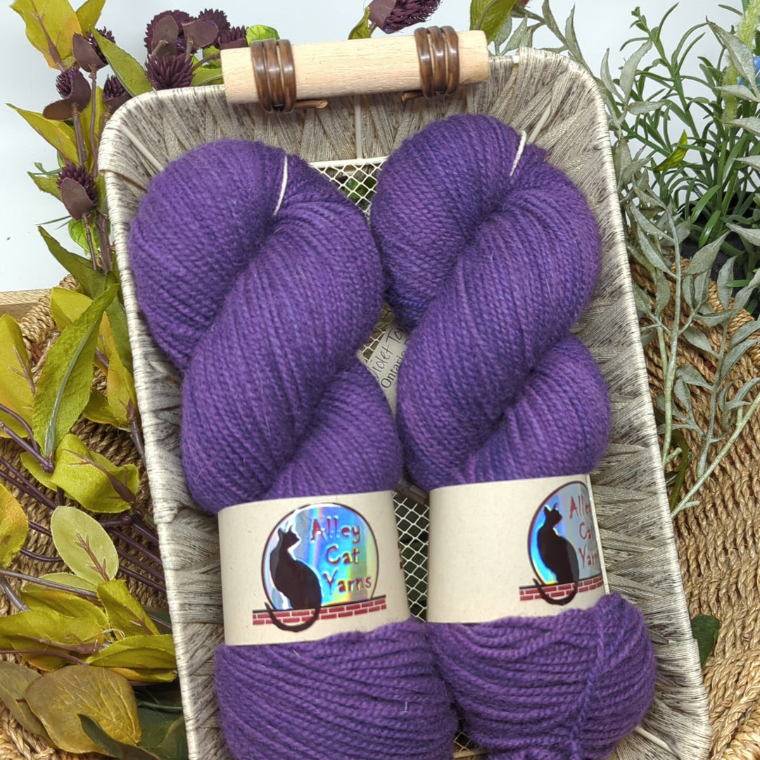 Ontario Dorset: Violet Tonal